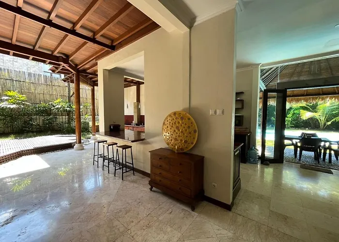 - 4br With Private Xl Pool * Kuta (Bali)