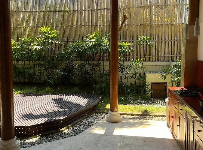 - 4br With Private Xl Pool * Kuta (Bali)