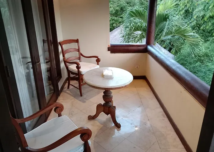 Villa - 4br With Private Xl Pool Kuta (Bali)