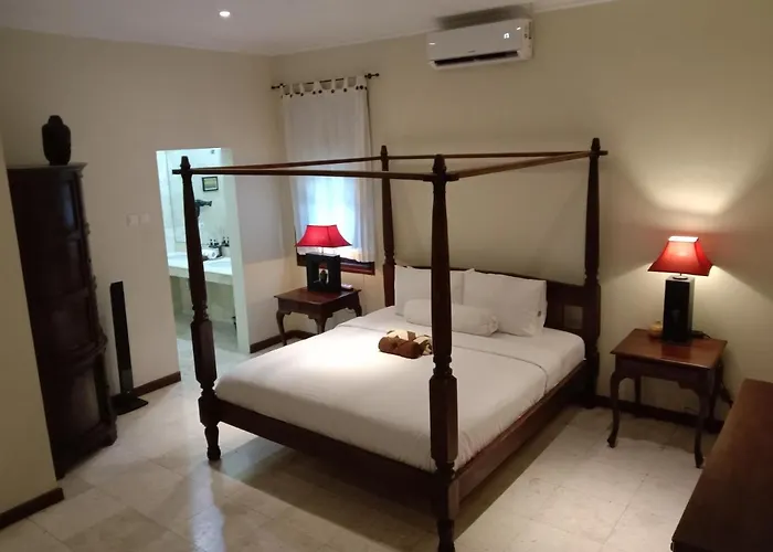 Villa - 4br With Private Xl Pool Kuta (Bali)