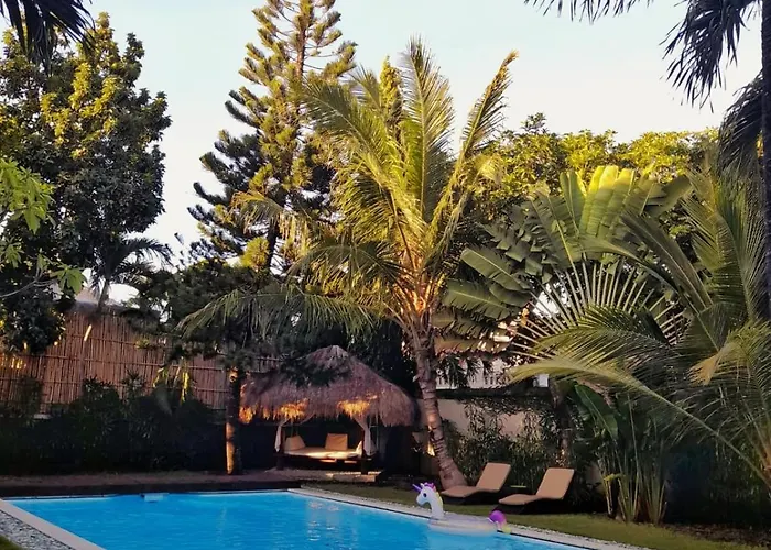 - 4br With Private Xl Pool Villa